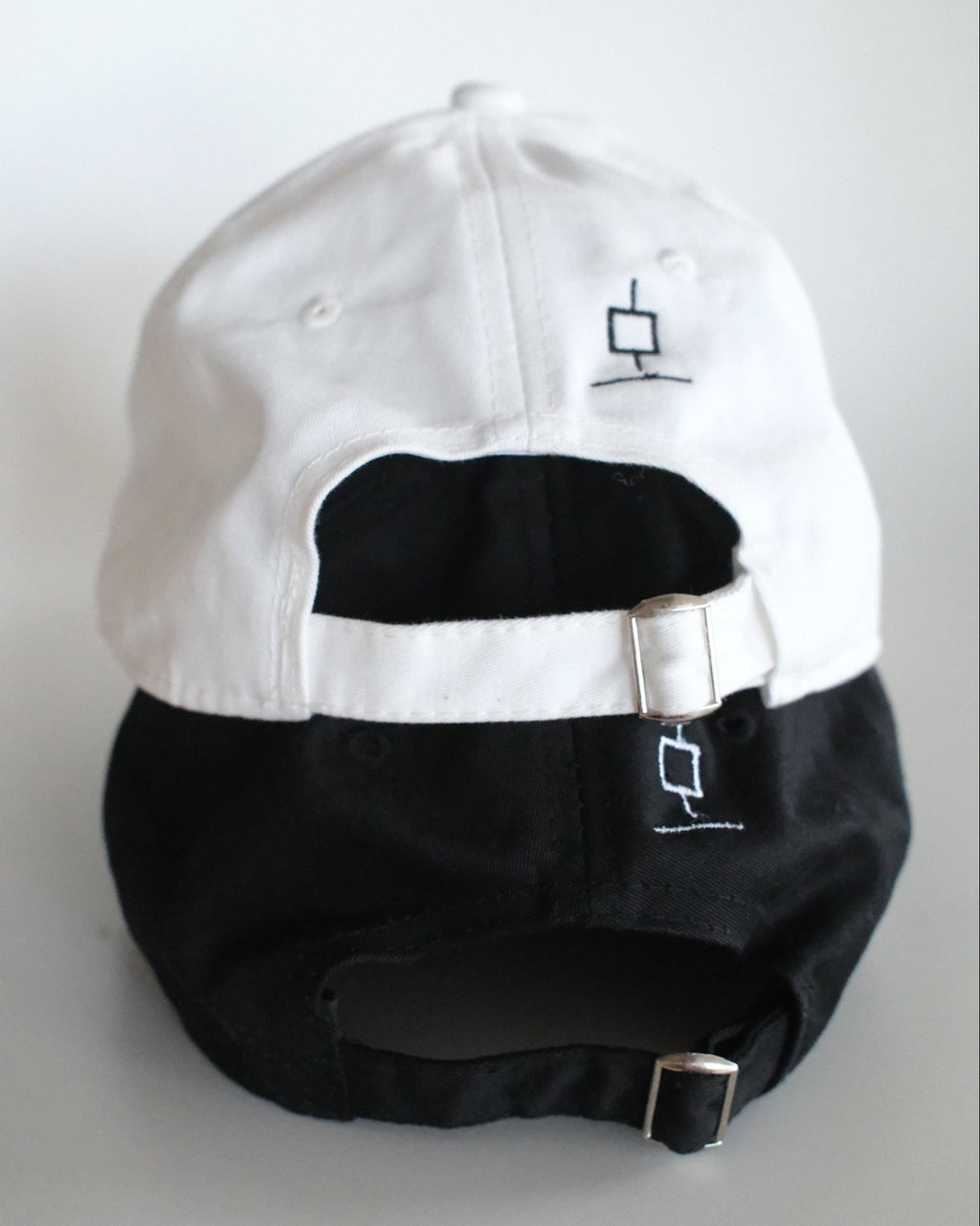 Cap Black White